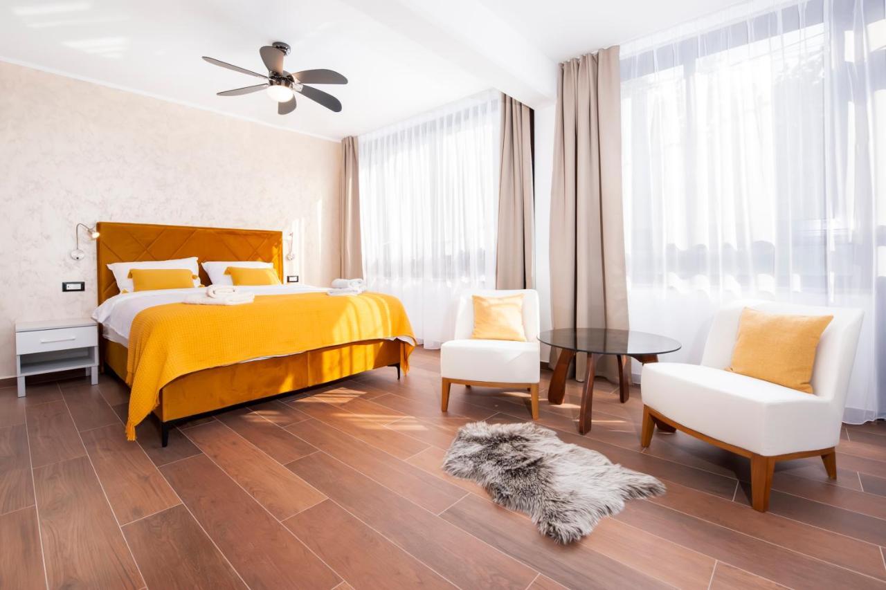 Apartments Sanja-New Renovated Ровин Екстериор снимка