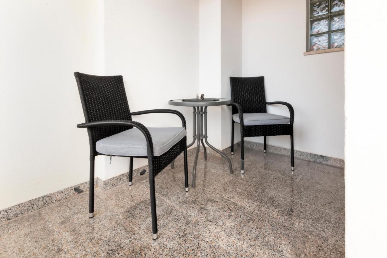 Apartments Sanja-New Renovated Ровин Екстериор снимка