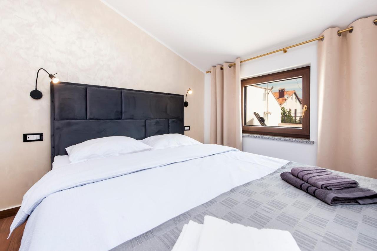 Apartments Sanja-New Renovated Ровин Екстериор снимка