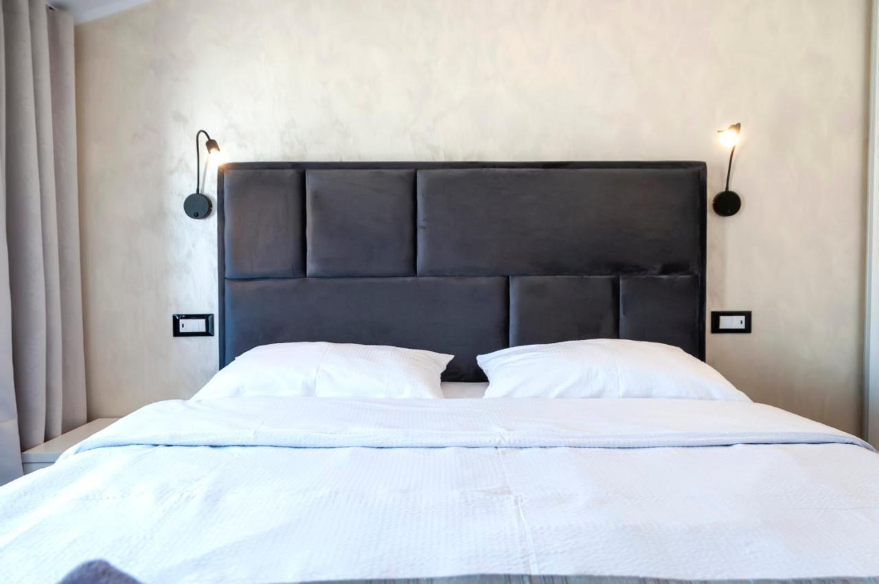 Apartments Sanja-New Renovated Ровин Екстериор снимка