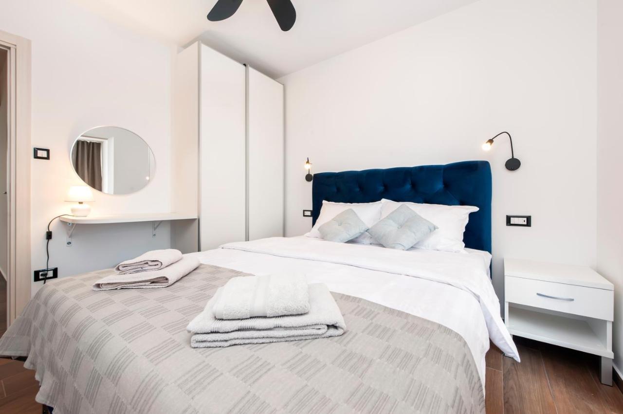 Apartments Sanja-New Renovated Ровин Екстериор снимка