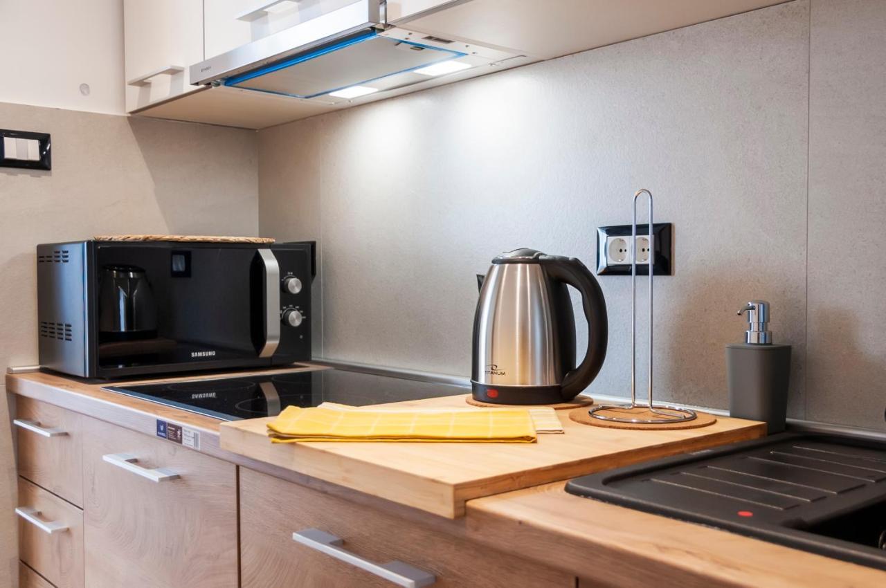 Apartments Sanja-New Renovated Ровин Екстериор снимка
