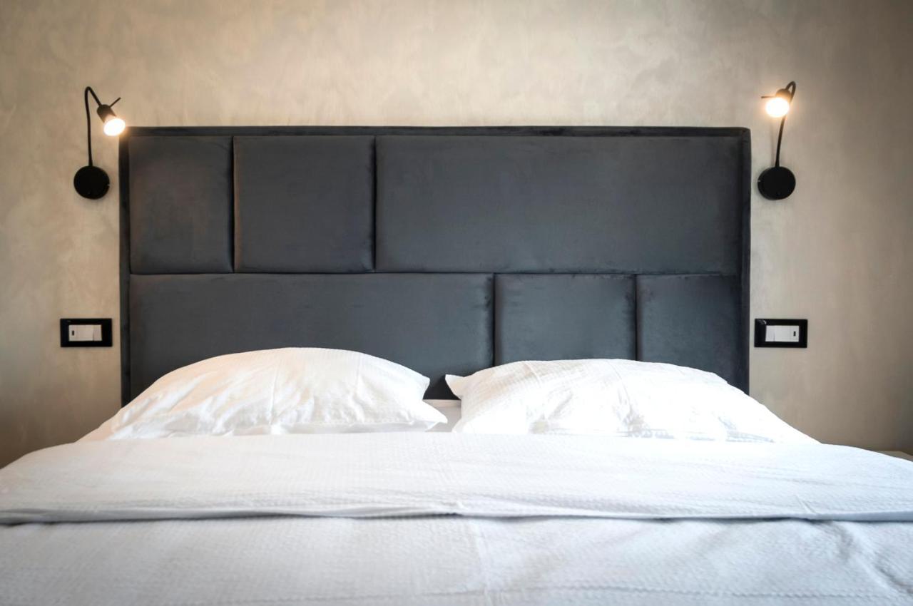 Apartments Sanja-New Renovated Ровин Екстериор снимка